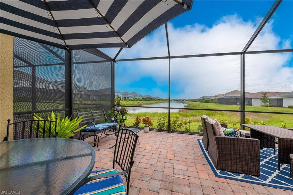 2652 Vine Ave, Naples, FL 34120-22