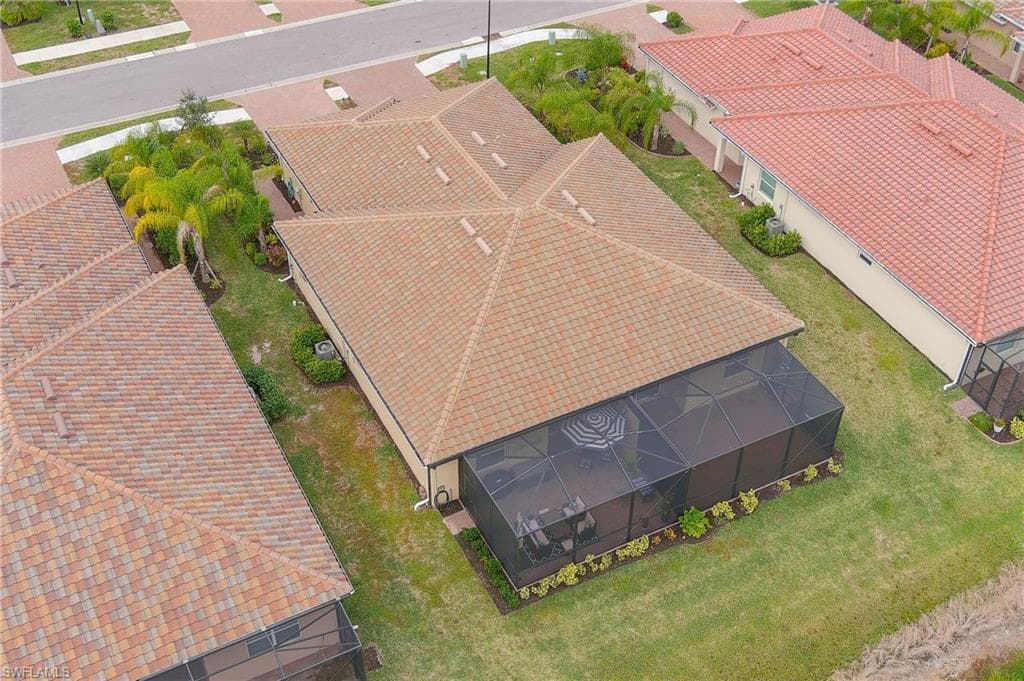 2652 Vine Ave, Naples, FL 34120-27