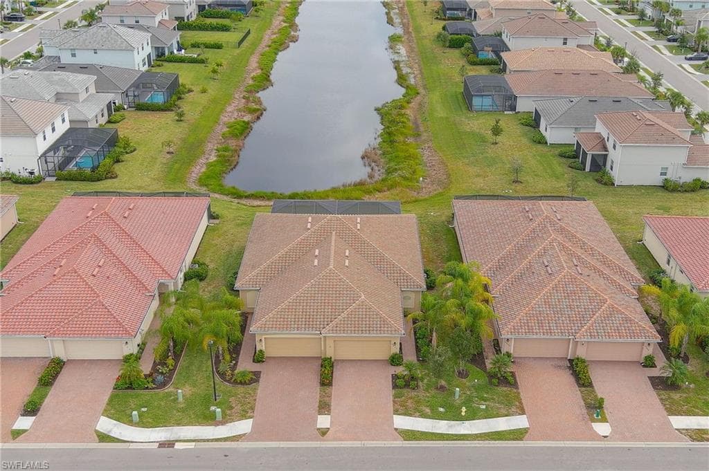 2652 Vine Ave, Naples, FL 34120-30