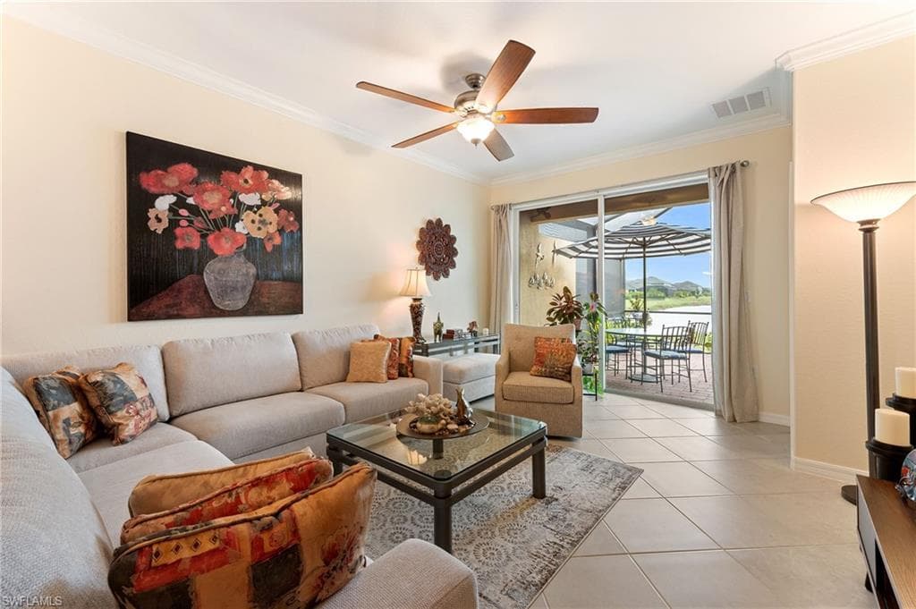 2652 Vine Ave, Naples, FL 34120-3