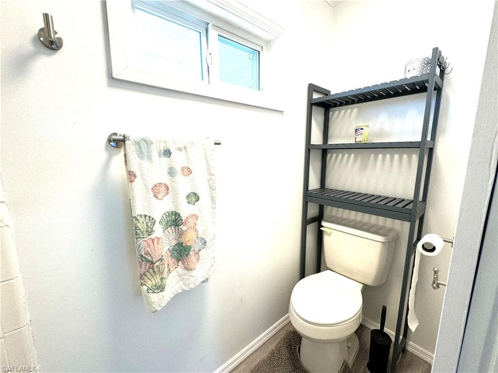 4693 Leilani Ln, Bonita Springs, FL 34134-8