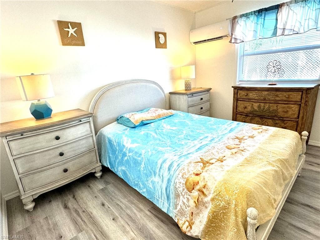 4693 Leilani Ln, Bonita Springs, FL 34134-10