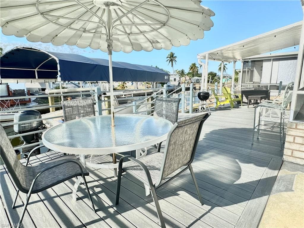 4693 Leilani Ln, Bonita Springs, FL 34134-18