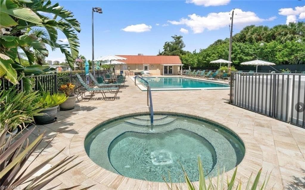 4693 Leilani Ln, Bonita Springs, FL 34134-21