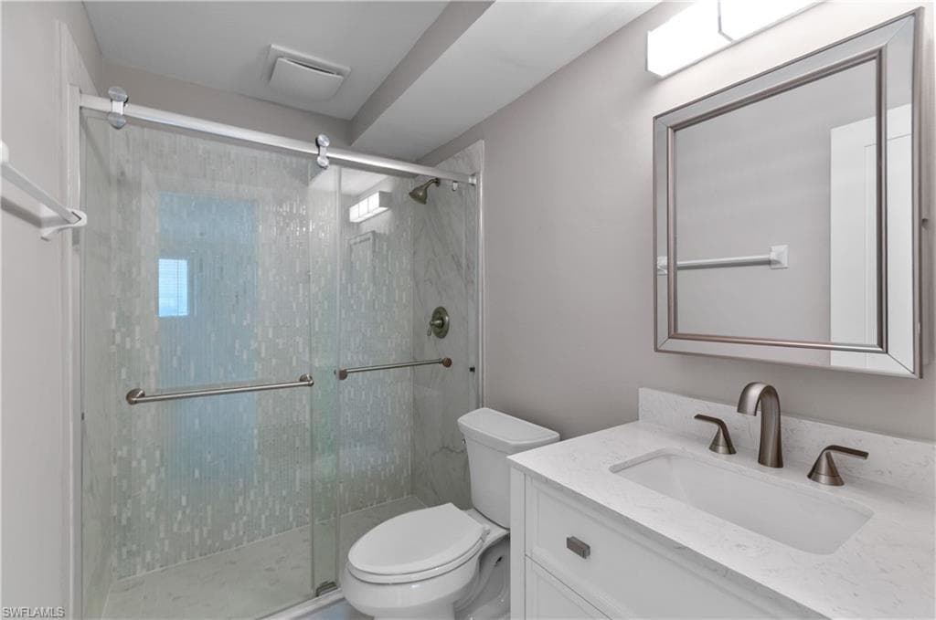 611 12th Ave S 611, Naples, FL 34102-10