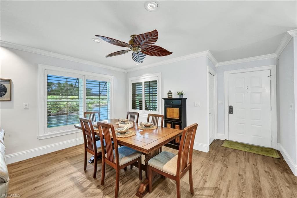 541 Club Side Dr, Naples, FL 34110-16