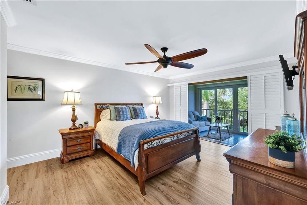 541 Club Side Dr, Naples, FL 34110-18