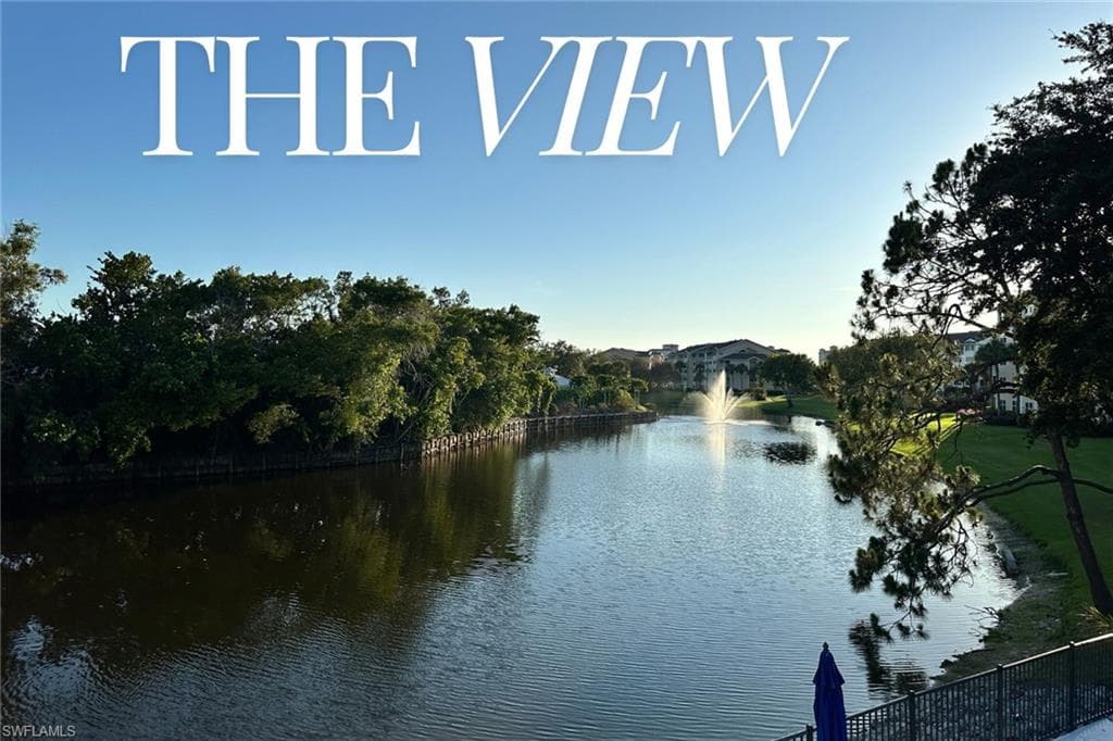 541 Club Side Dr, Naples, FL 34110-1