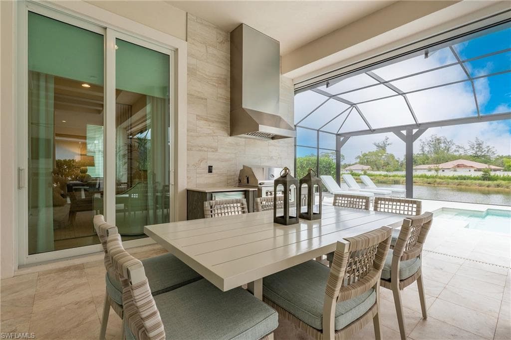 8916 Nevis Way, Naples, FL 34112-37