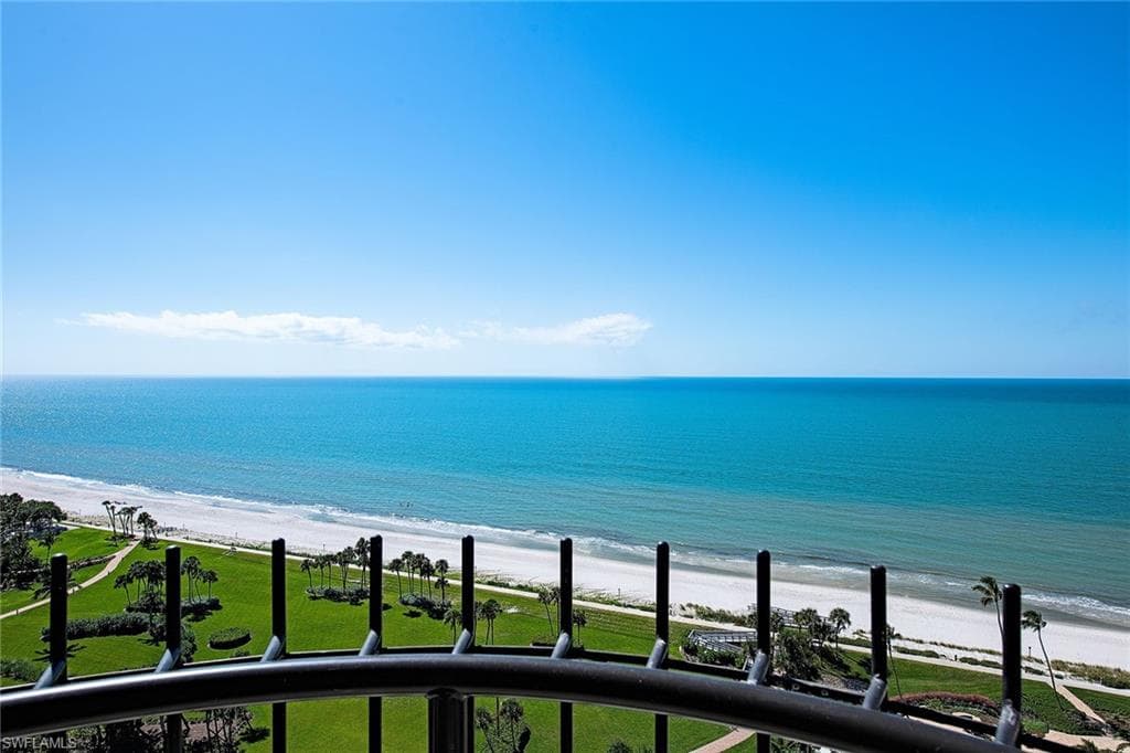 4251 Gulf Shore Blvd N 19d, Naples, FL 34103-12