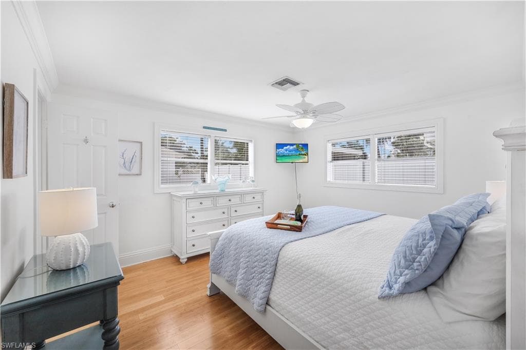 320 Marco Lake Dr, Marco Island, FL 34145-10