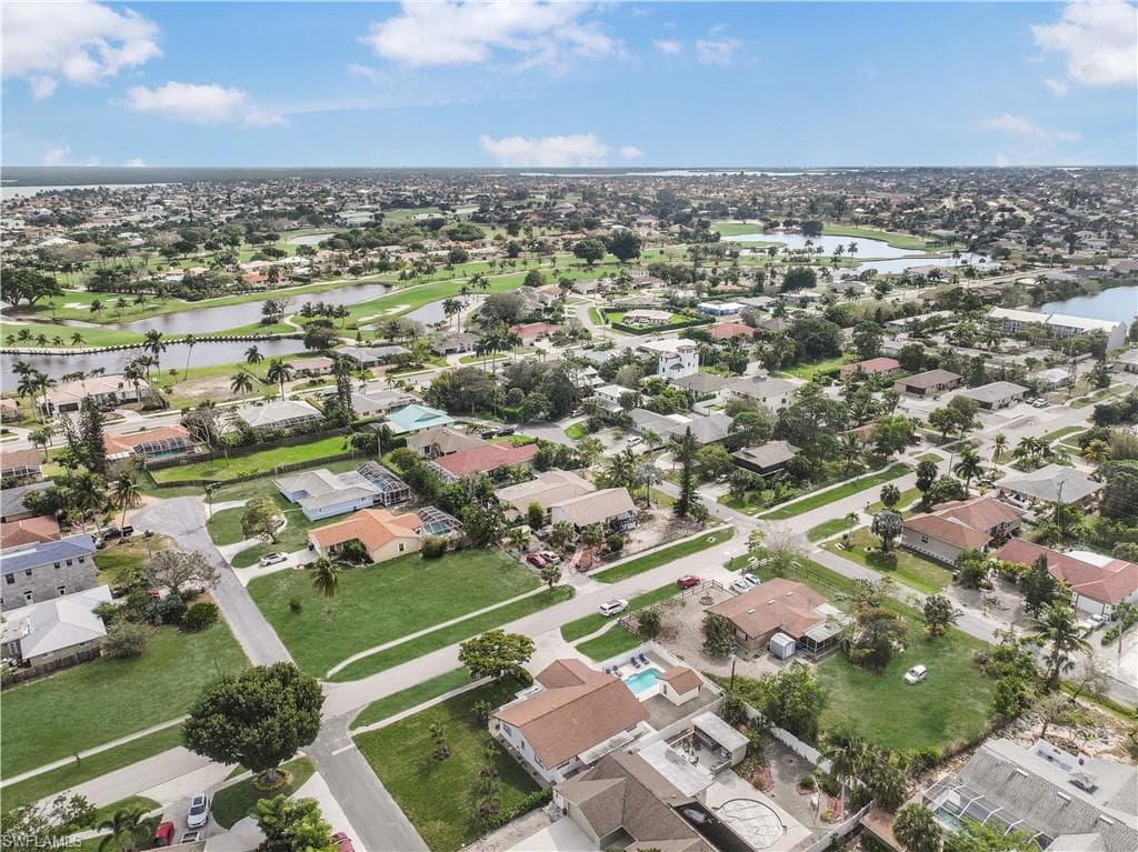 320 Marco Lake Dr, Marco Island, FL 34145-25