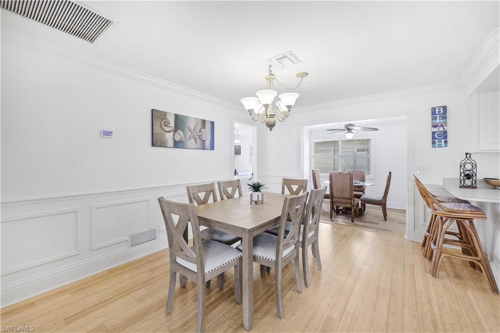 320 Marco Lake Dr, Marco Island, FL 34145-5