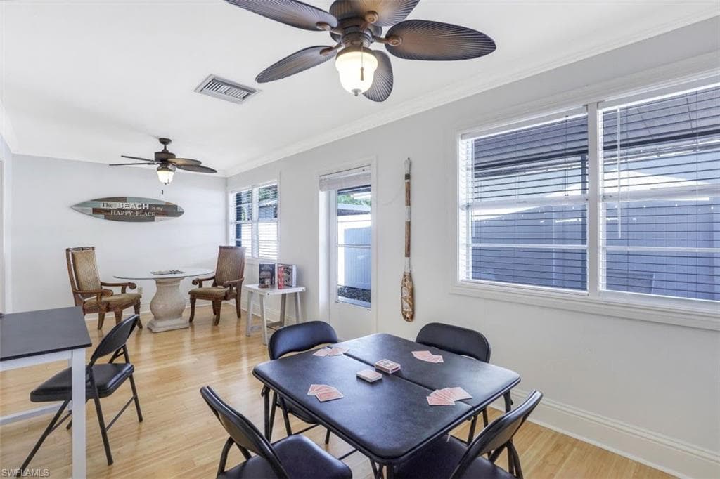 320 Marco Lake Dr, Marco Island, FL 34145-7