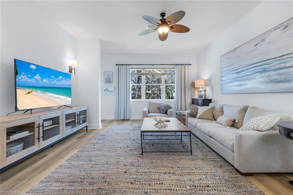 9223 Corfu Ct 202, Naples, FL 34114-14