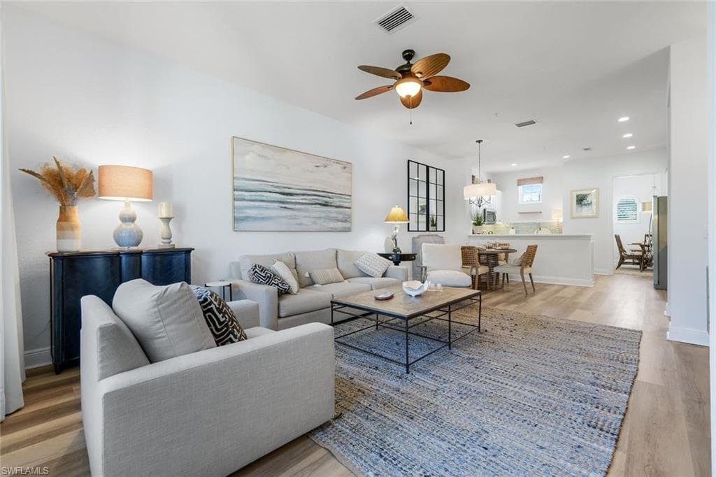 9223 Corfu Ct 202, Naples, FL 34114-19