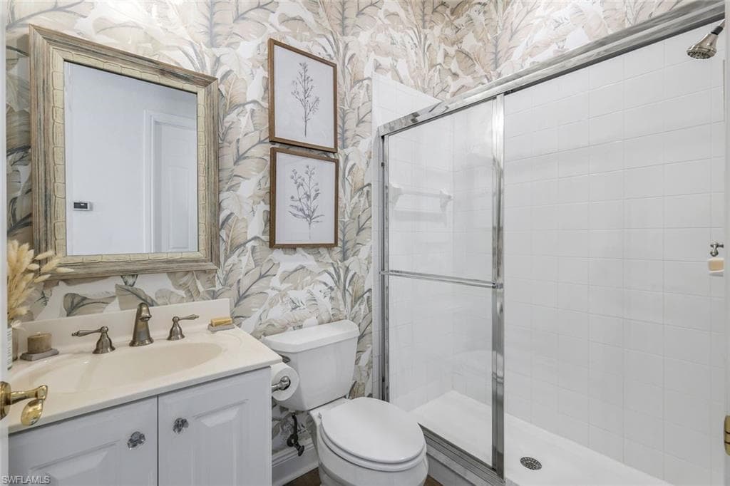 9223 Corfu Ct 202, Naples, FL 34114-33