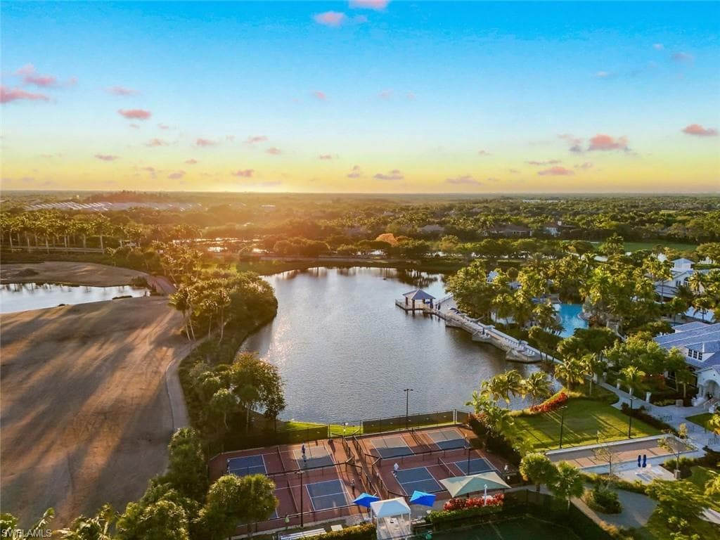 9223 Corfu Ct 202, Naples, FL 34114-41