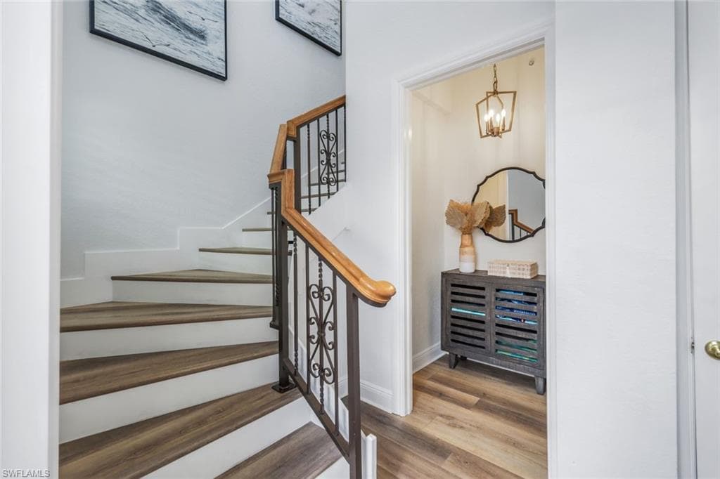 9223 Corfu Ct 202, Naples, FL 34114-3