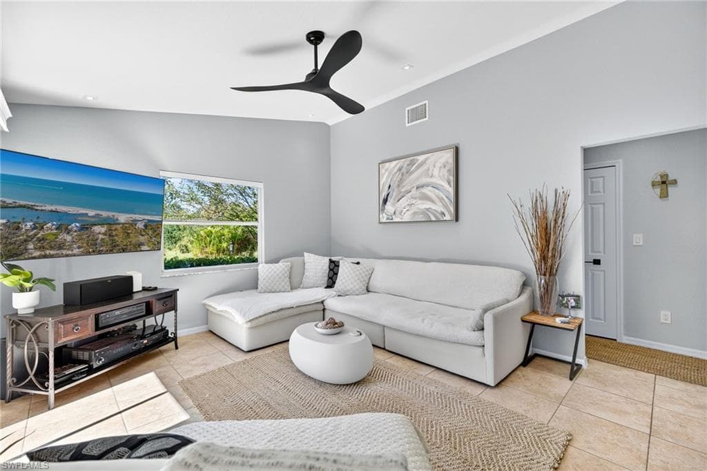 1081 9th St SW, Naples, FL 34117-15