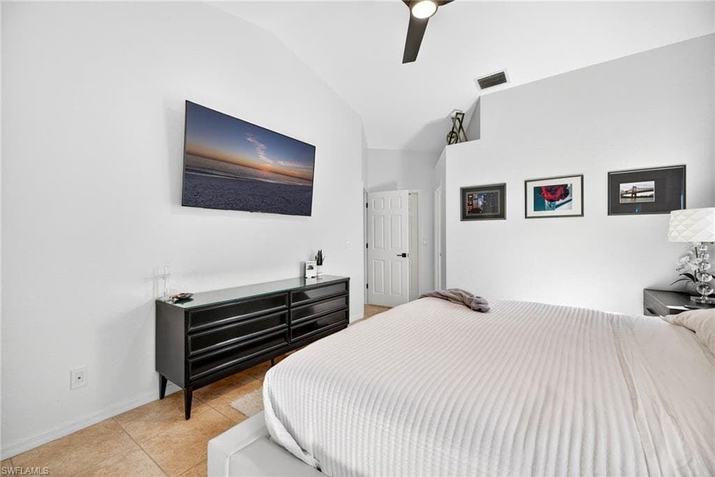 1081 9th St SW, Naples, FL 34117-19