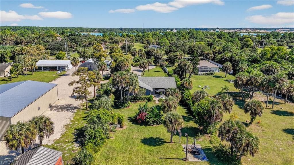 1081 9th St SW, Naples, FL 34117-34