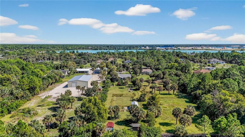 1081 9th St SW, Naples, FL 34117-37