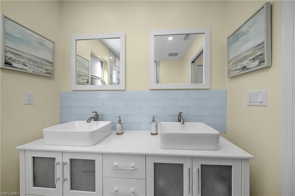 864 Tanbark Dr 101, Naples, FL 34108-22