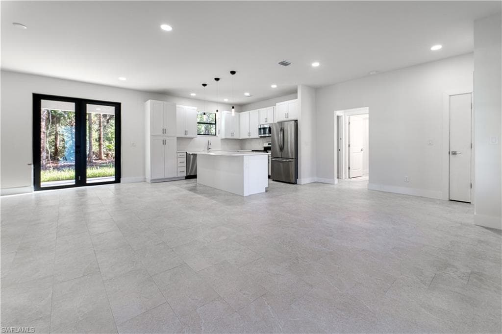 4303 18th Ave SE, Naples, FL 34117-7