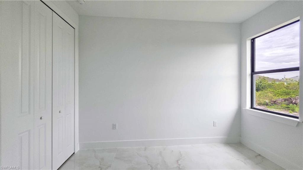 2814 68th St W, Lehigh Acres, FL 33976-23