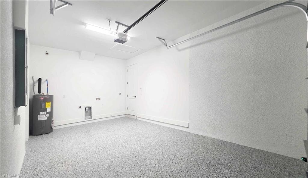 2814 68th St W, Lehigh Acres, FL 33976-26