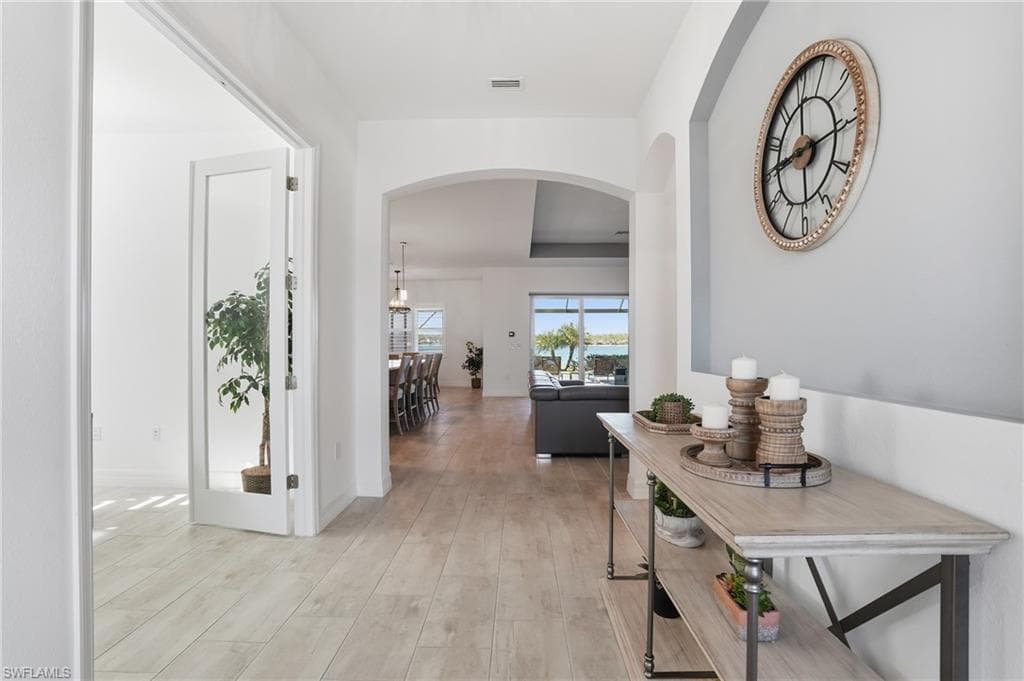 13686 Blue Bay Cir, Fort Myers, FL 33913-8