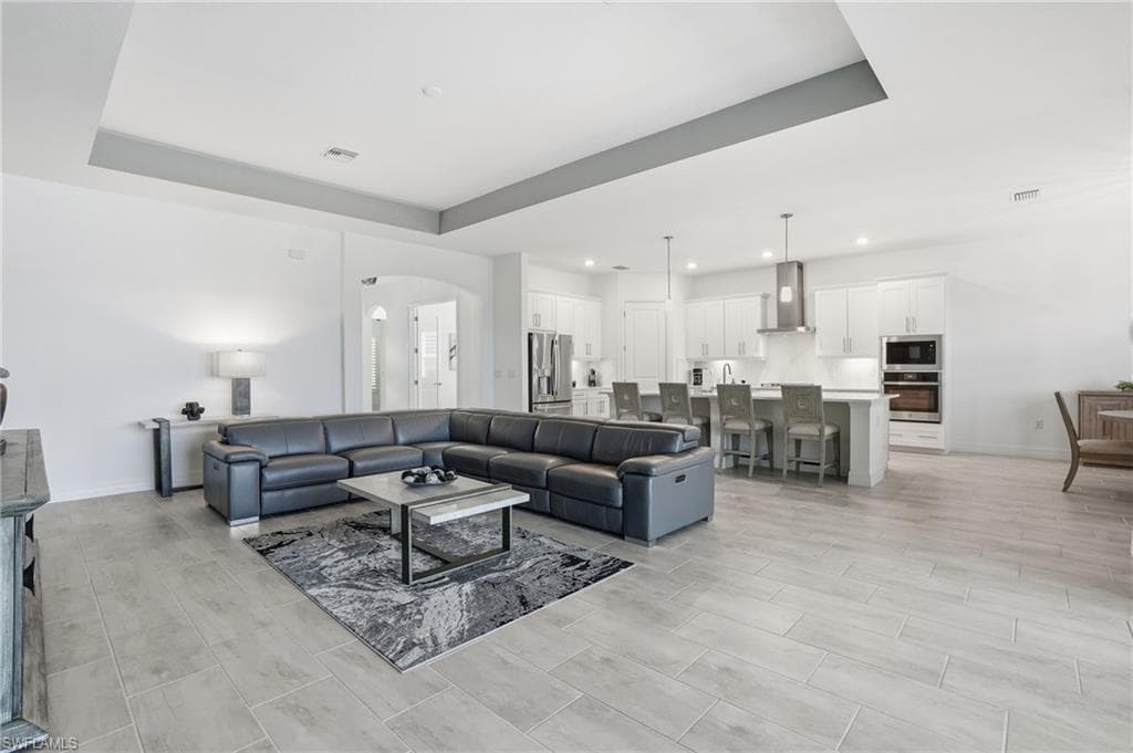 13686 Blue Bay Cir, Fort Myers, FL 33913-10