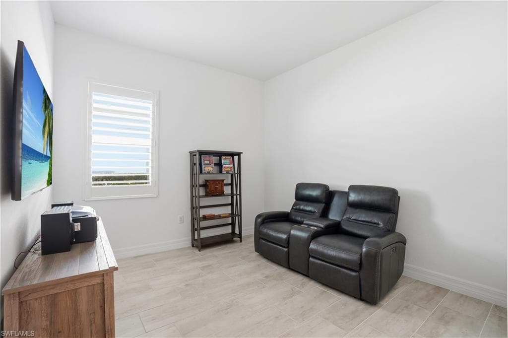 13686 Blue Bay Cir, Fort Myers, FL 33913-29