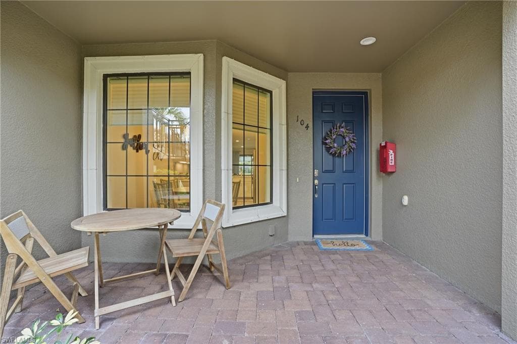 9426 Benvenuto Ct 2-104, Naples, FL 34119-9