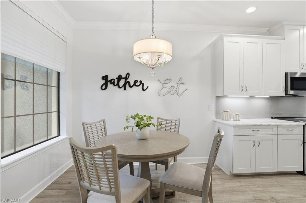 9426 Benvenuto Ct 2-104, Naples, FL 34119-19