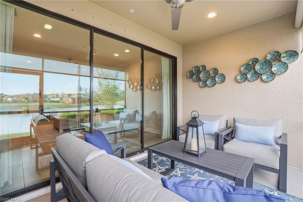 9426 Benvenuto Ct 2-104, Naples, FL 34119-32