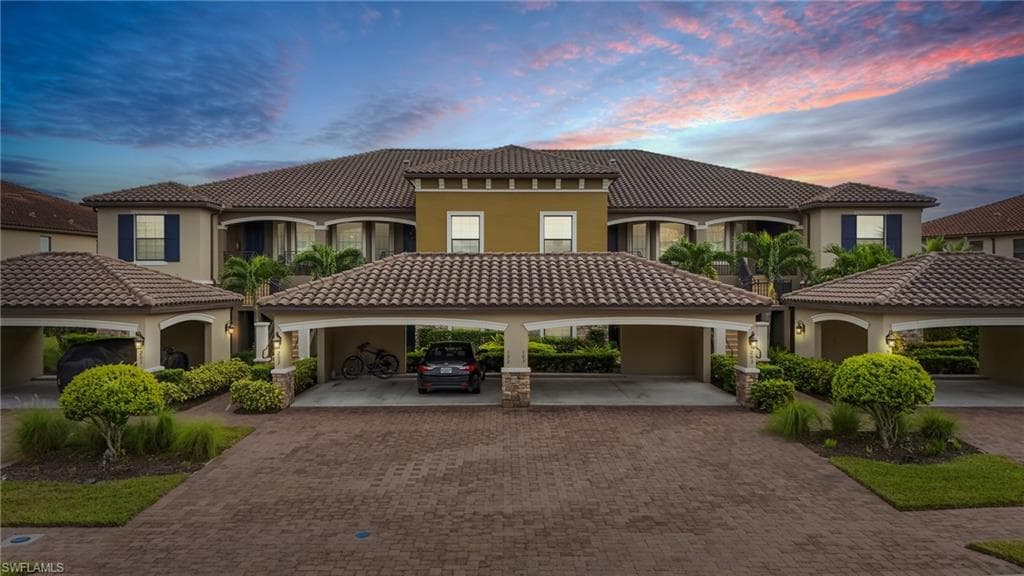 9426 Benvenuto Ct 2-104, Naples, FL 34119-3