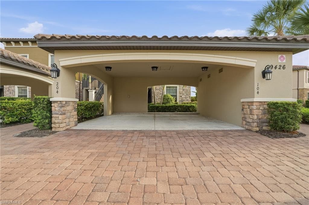 9426 Benvenuto Ct 2-104, Naples, FL 34119-7