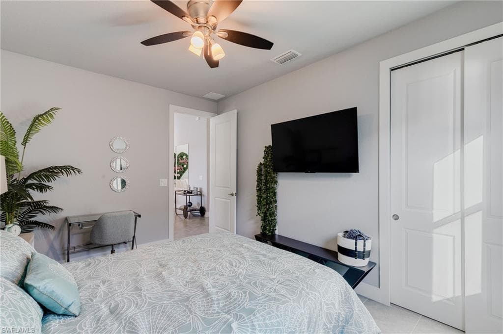 1720 Burnt Store Rd N, Cape Coral, FL 33993-32