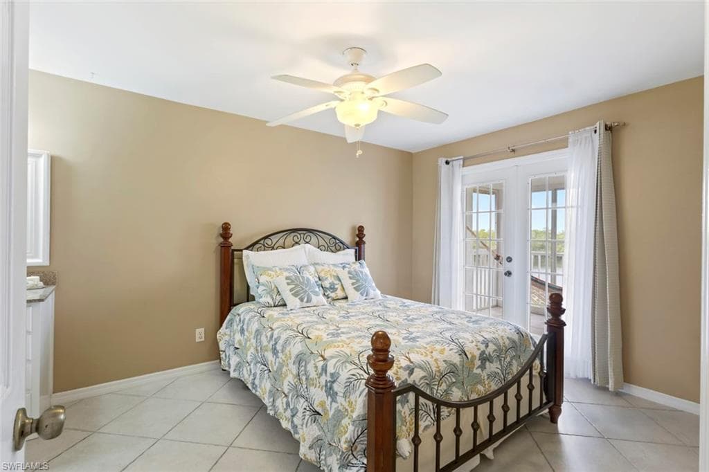 1305 Mainsail Dr 1013, Naples, FL 34114-12