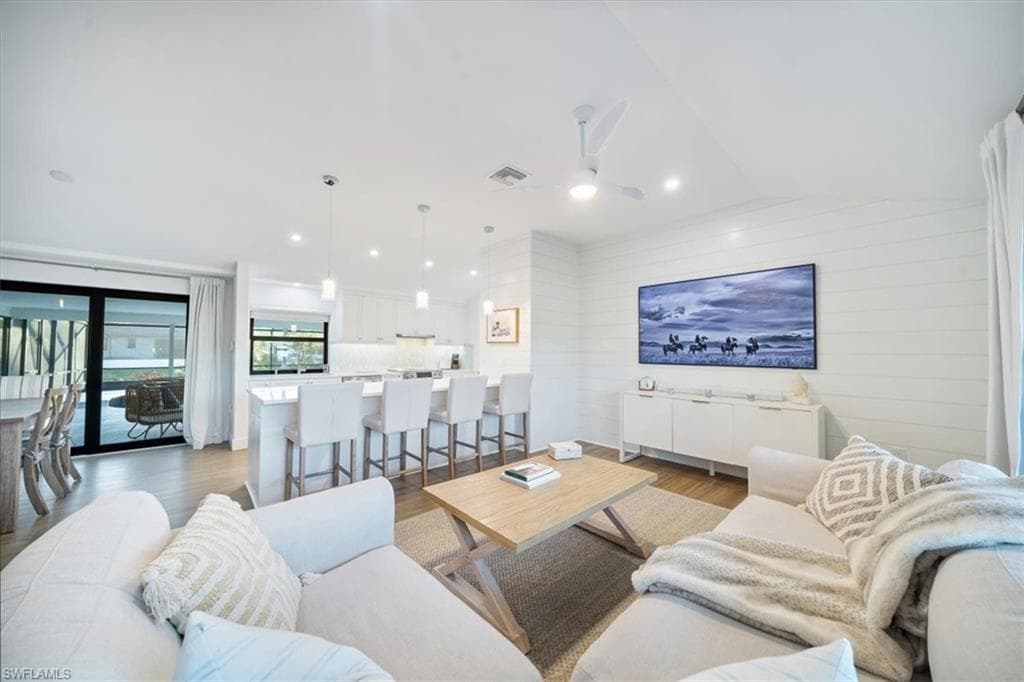 148 1st St, Bonita Springs, FL 34134-11