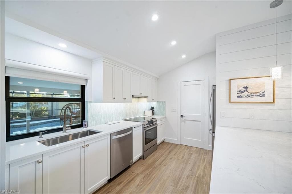 148 1st St, Bonita Springs, FL 34134-13