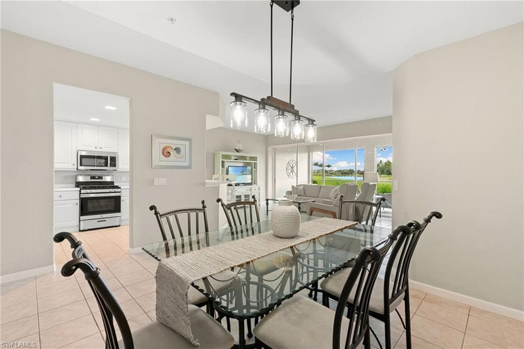 3960 Deer Crossing Ct 103, Naples, FL 34114-10