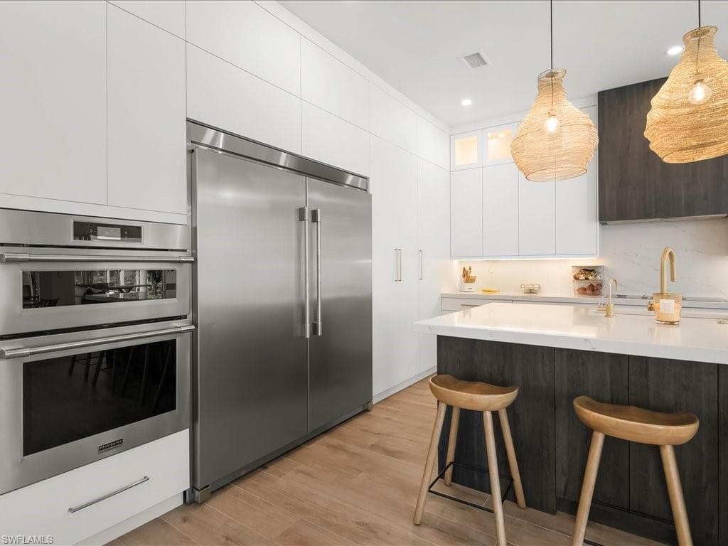 2115 Imperial Golf Course Blvd, Naples, FL 34110-11