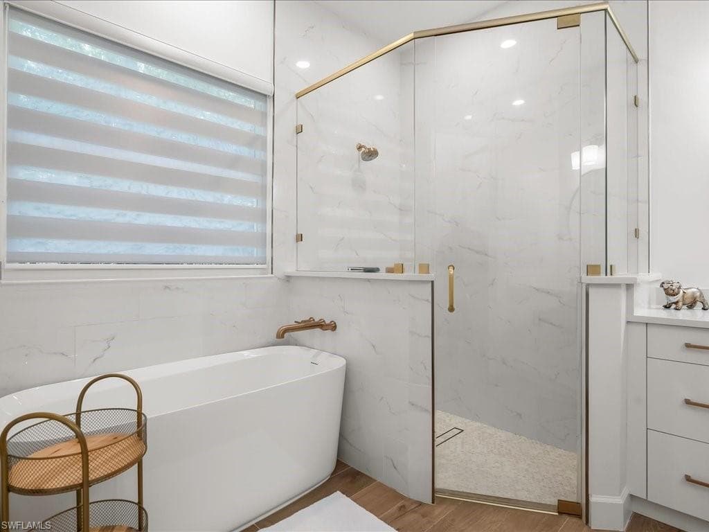 2115 Imperial Golf Course Blvd, Naples, FL 34110-30