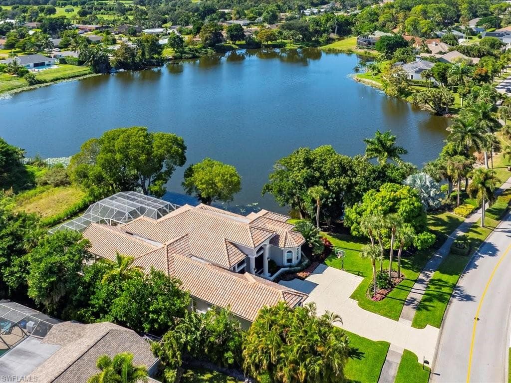 2115 Imperial Golf Course Blvd, Naples, FL 34110-3