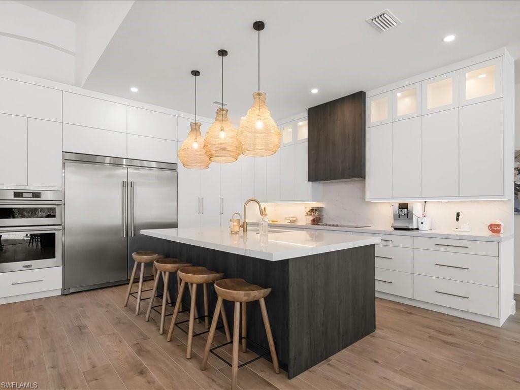 2115 Imperial Golf Course Blvd, Naples, FL 34110-4