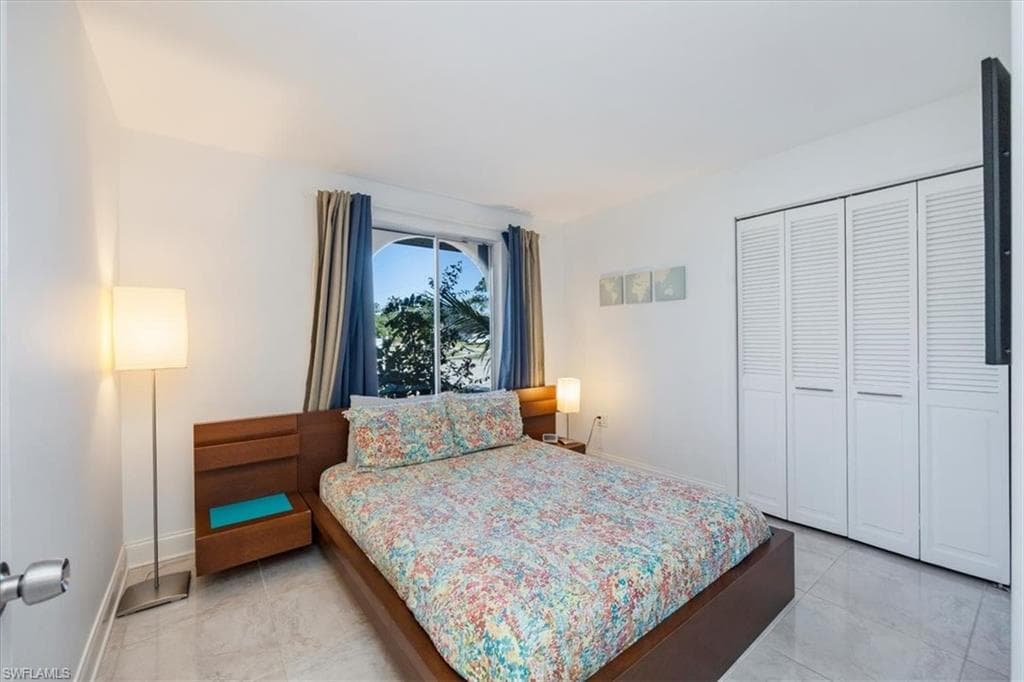 27594 Imperial River Rd, Bonita Springs, FL 34134-16