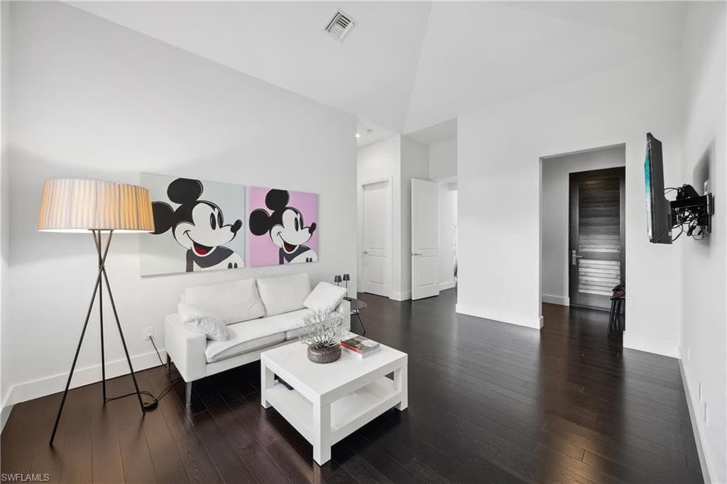 299 Mermaids Bight, Naples, FL 34103-16